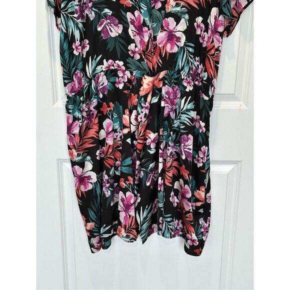Bobeau Aniyah Surplice Black Floral Dress Size 2XL - Picture 4 of 8